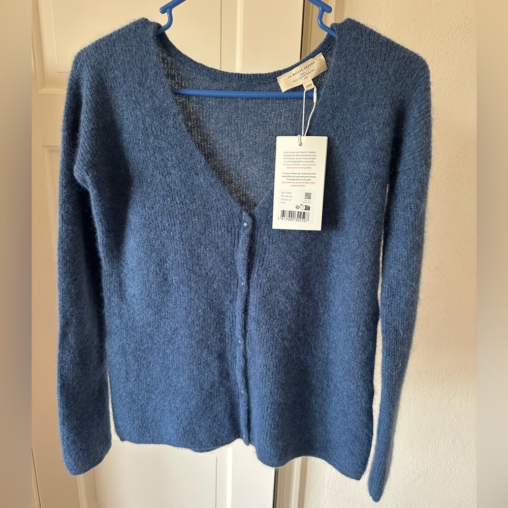 Women's Blue Sweater